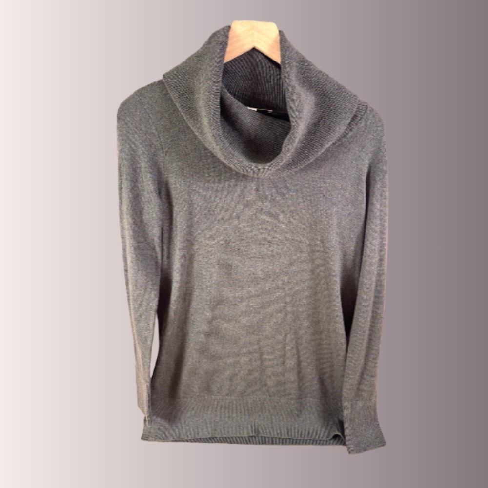 Loft Women's Green Turtleneck Sweater Pullover Soft Classic Preppy- SMALL